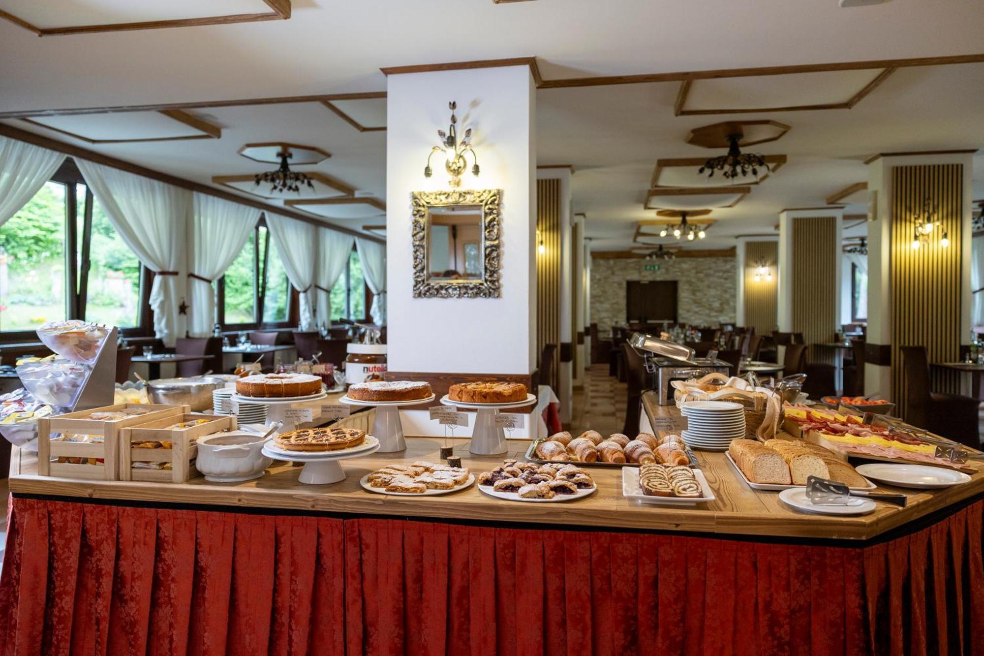 Hotel Derby フォルガリダ エクステリア 写真